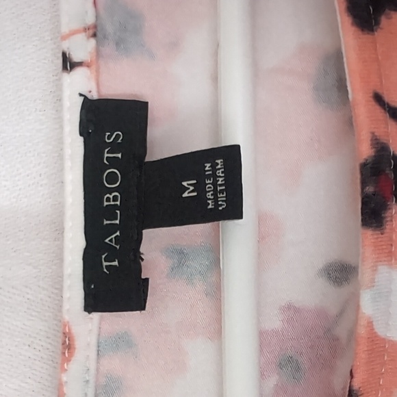 🍉 Talbot's White Peach Floral Tencel Cap Sleeve Ruched Front Tee Size Medium - Picture 2 of 5